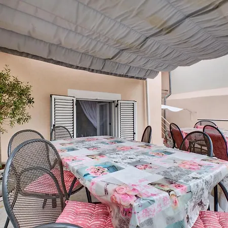 Ljubica Apartment