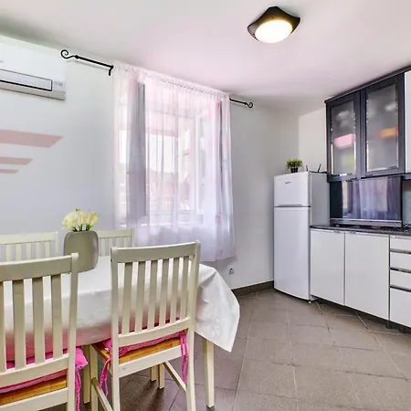 Apartment Ljubica