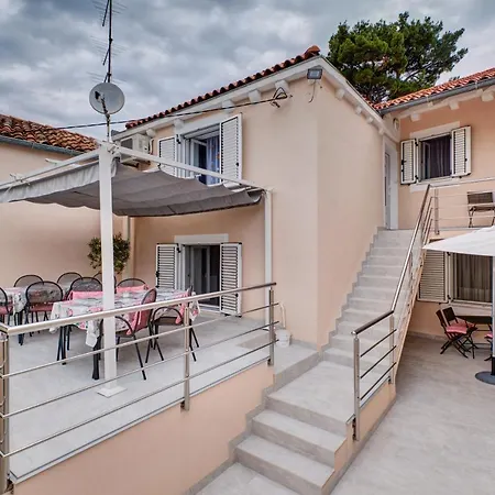 Apartmán Ljubica *
