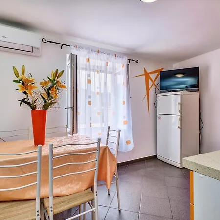 Ljubica Apartman Veli Lošinj
